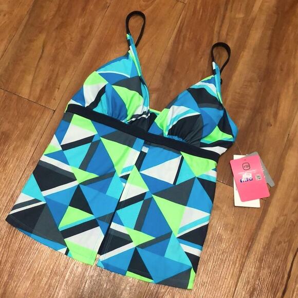 Free Country Blue, Gray, and Green Diamond Fly Away Tankini Top Size Medium - Picture 1 of 8